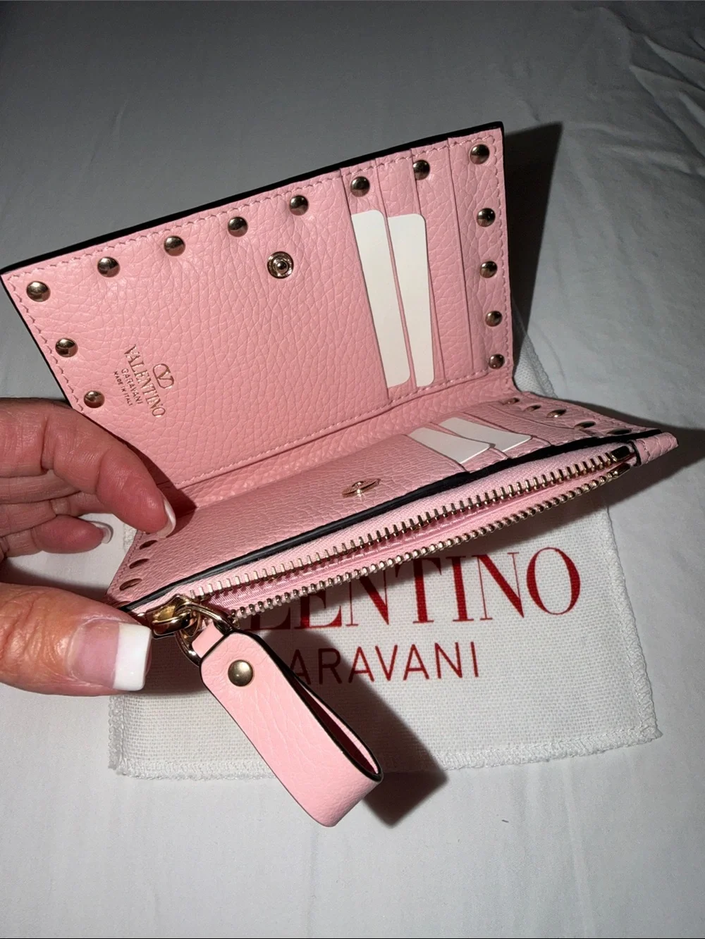 Valentino Garavani Pink Leather Rockstud Zip Card Wallet BNWT